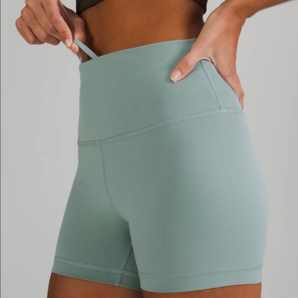 Lululemon Wunder Train High-Rise Short